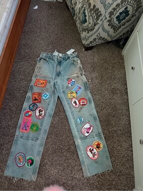 Light Wash Patchwork Women’s Jeans with Multicolor Patches
